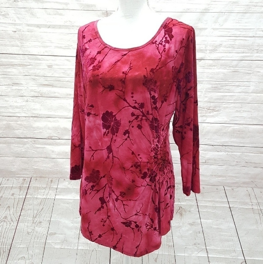 Only Nine Red Tie Dye Floral Womens Top Size XL